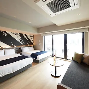 Monday Premium Asakusa アパートホテル